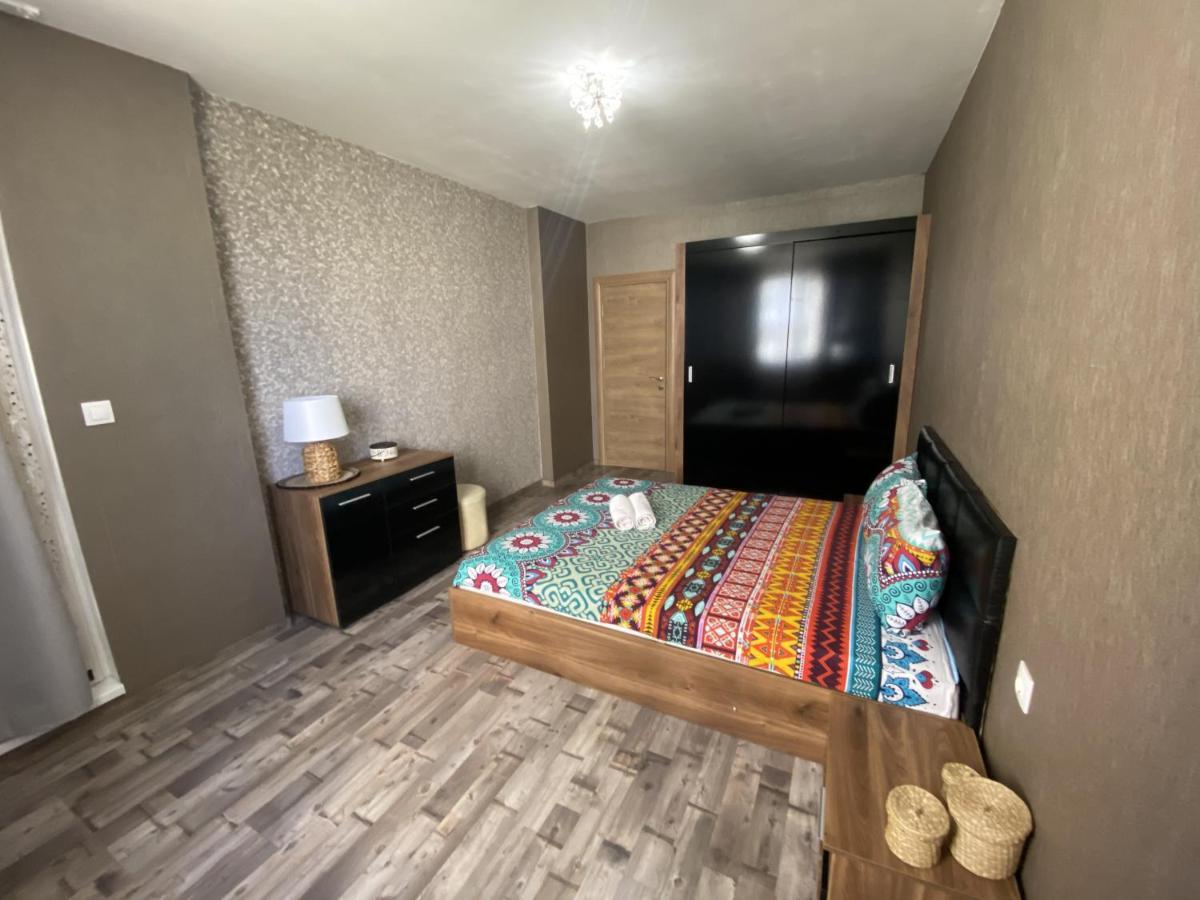 סופיה Lovely Cozy Apartment מראה חיצוני תמונה