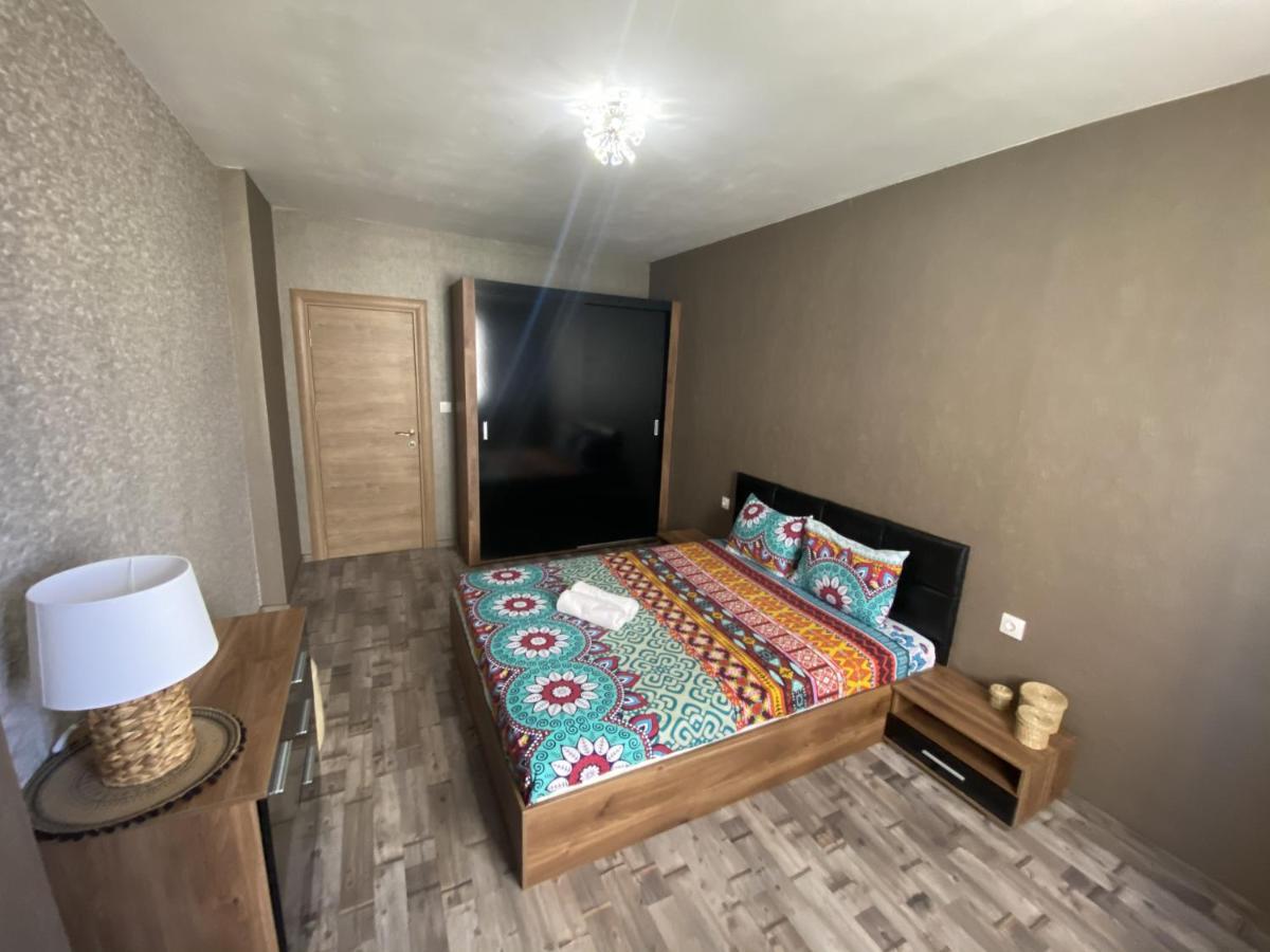 סופיה Lovely Cozy Apartment מראה חיצוני תמונה
