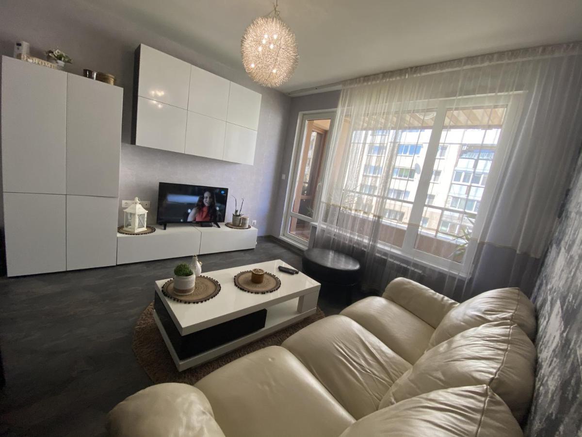 סופיה Lovely Cozy Apartment מראה חיצוני תמונה